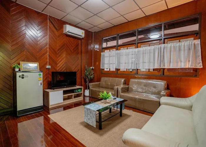 別荘 Canal-side Wooden House 3br Private Garden