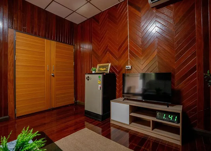 別荘 Canal-side Wooden House 3br Private Garden