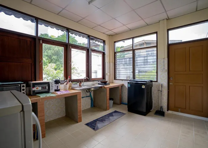 Canal-side Wooden House 3br Private Garden *