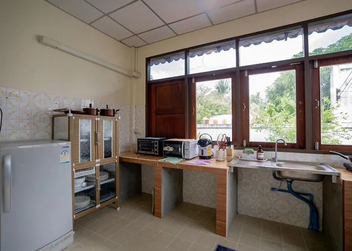 Canal-side Wooden House 3br Private Garden 別荘