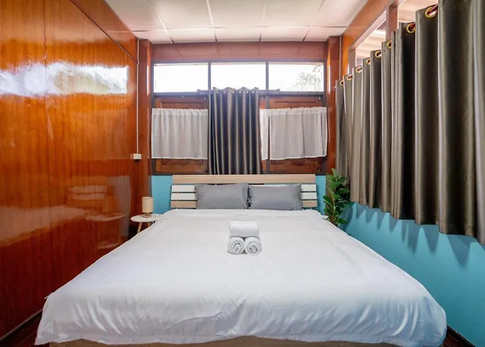 別荘 Canal-side Wooden House 3br Private Garden
