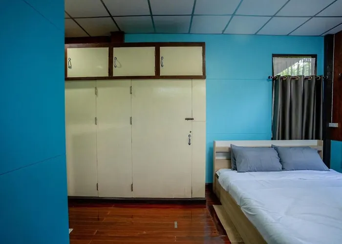 Canal-side Wooden House 3br Private Garden