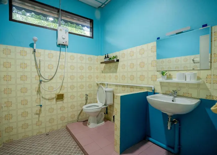 Canal-side Wooden House 3br Private Garden 別荘 *