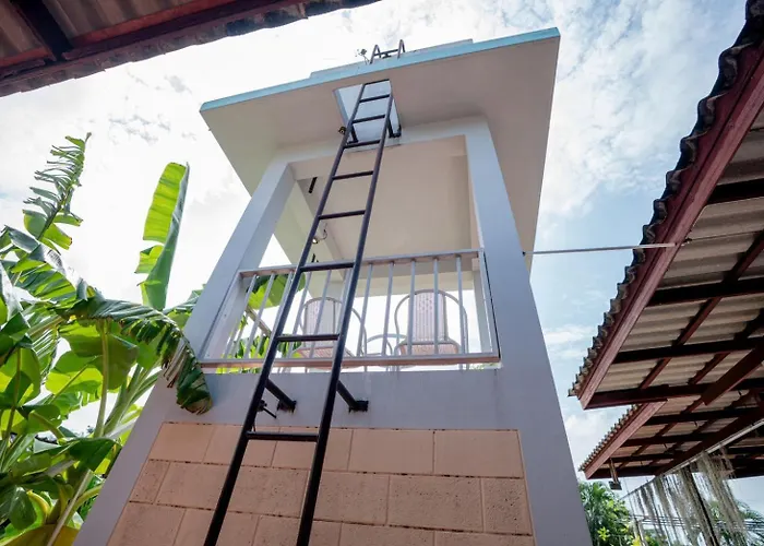 Canal-side Wooden House 3br Private Garden 別荘 *